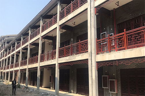 仿古門窗的匠心制造與專業咨詢——解析門窗加工的藝術與實用性